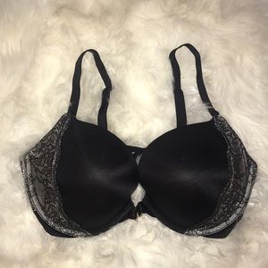 Jazzy’s WHOLESALE fashionista Consignment Shop